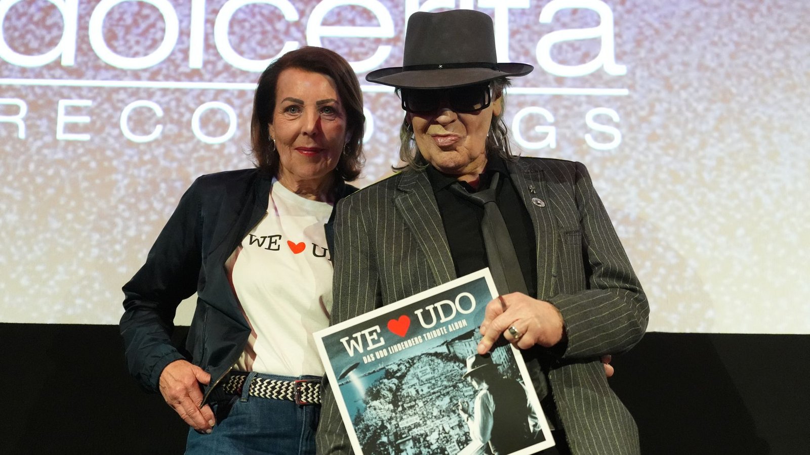 Was kann man einem Udo Lindenberg zum Geburtstag schenken? Na klar, wunderbare Cover seiner eigenen Songs. (Archivbild)Foto: Marcus Brandt/dpa