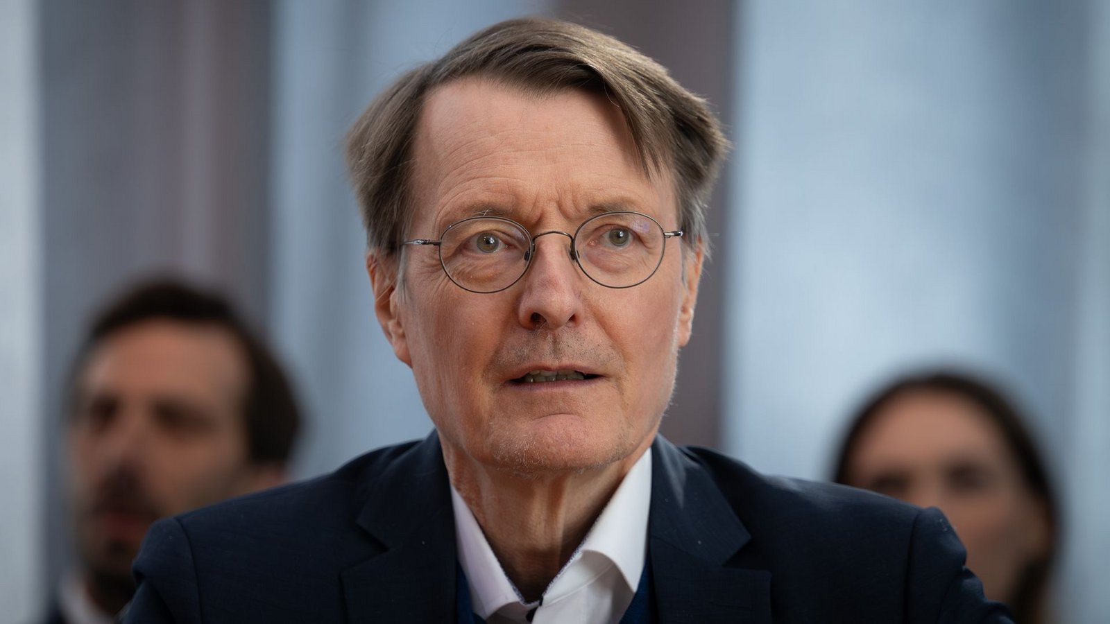 Karl Lauterbach, der in Köln wohnt und die Stadt im Bundestag vertritt, kritisiert die Eintrittsgebühr als "falsches Zeichen" (Archivbild).Foto: Soeren Stache/dpa