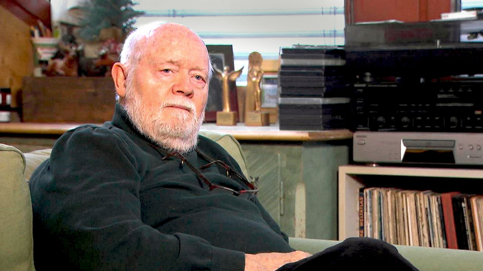 Lebt seit vielen Jahren in Überlingen: der US-Amerikaner Jeffrey van Davies.Foto: SWR Lebt seit vielen Jahren in Überlingen: der US-Amerikaner Jeffrey van Davies.Foto: SWR
