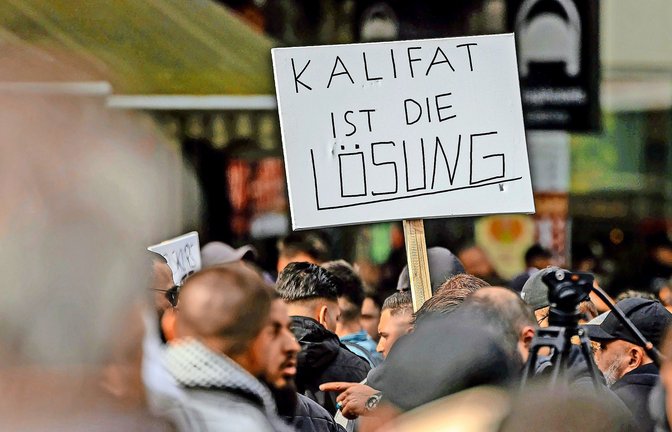 Die Bundesregierung will schärfere Mittel, um gegen die Verbreitung islamistischer Ideen vorzugehen.<span class='image-autor'>Foto: dpa/Axel Heimken</span>