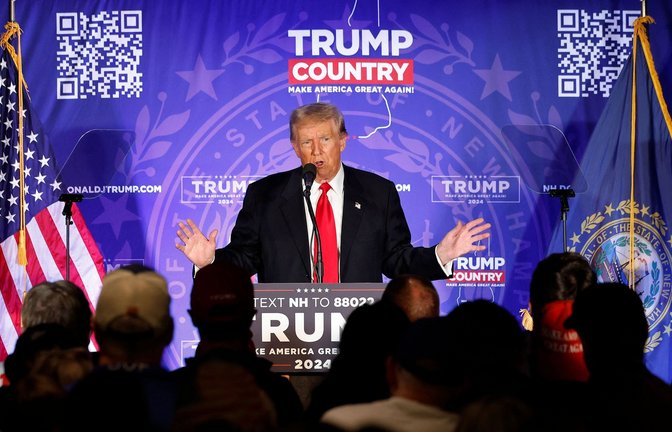 Trump hat am Montag die erste Vorwahl der Republikaner im Bundesstaat Iowa klar gewonnen.<span class='image-autor'>Foto: Getty Images via AFP/CHIP SOMODEVILLA</span>