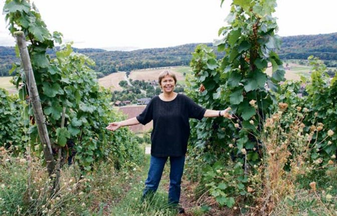 Ilse Häge und ihr Öko-Lemberger in Schützingen. Foto: Rücker
