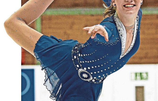 Unverkrampft auf dem Eis: Die zwölfjährige Marielen Hirling vom TEC Waldau.  Foto: Baumann