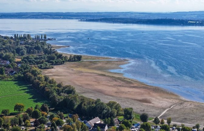 Auch der Bodensee leidet unter Niedrigwasser. Dennoch ist er die ergiebigste Trinkwasserquelle im Land.<span class='image-autor'>Felix Kästle/dpa</span>