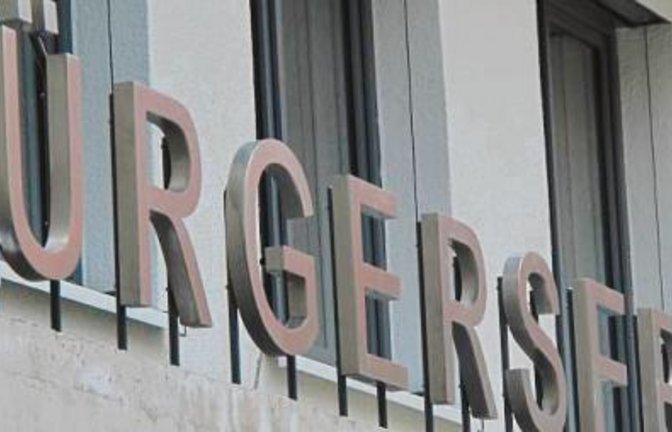 Für Bürgerservice und Verwaltungsstellen gelten bald verlässliche Öffnungszeiten. Foto: Makkens
