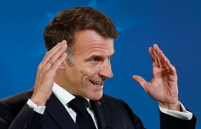 In Frankreich kursieren gefälschte Szenen von Ausschreitungen, die laut Emmanuel Macron nie stattgefunden haben.<span class='image-autor'>Geert Vanden Wijngaert/AP/dpa</span>