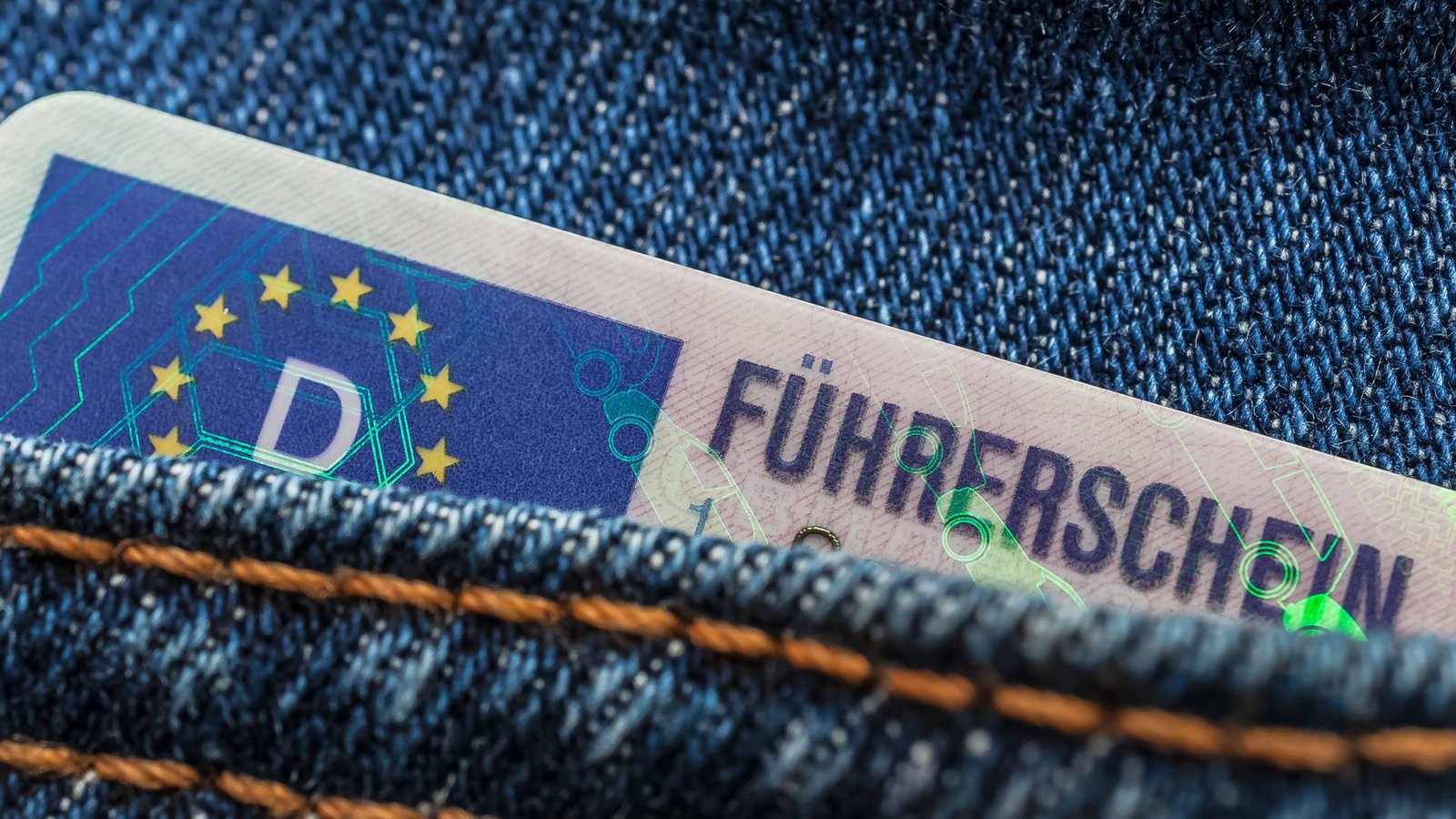 Das Europaparlament hat zwei Gesetze für eine Reform der europäischen Führerscheinregeln beschlossen (Symbolfoto).Foto: IMAGO/Zoonar/IMAGO/Zoonar.com/stockfotos-mg Das Europaparlament hat zwei Gesetze für eine Reform der europäischen Führerscheinregeln beschlossen (Symbolfoto).Foto: IMAGO/Zoonar/IMAGO/Zoonar.com/stockfotos-mg
