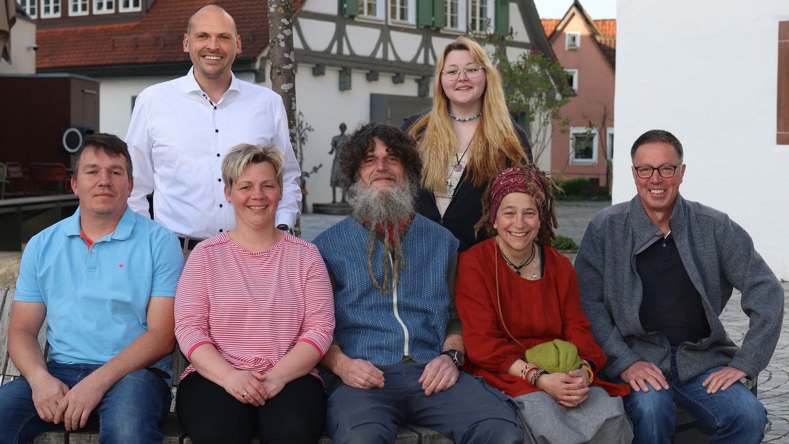 Diese sieben Kandidatinnen und Kandidaten wollen in den Mönsheimer Gemeinderat.Foto: privat Diese sieben Kandidatinnen und Kandidaten wollen in den Mönsheimer Gemeinderat.Foto: privat