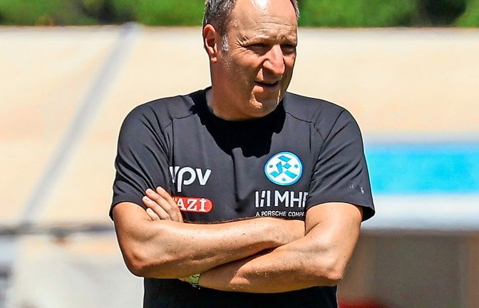 Holger Bachthaler startet in seine erste Saison als Trainer der Stuttgarter Kickers.<span class='image-autor'>Foto: Baumann</span>