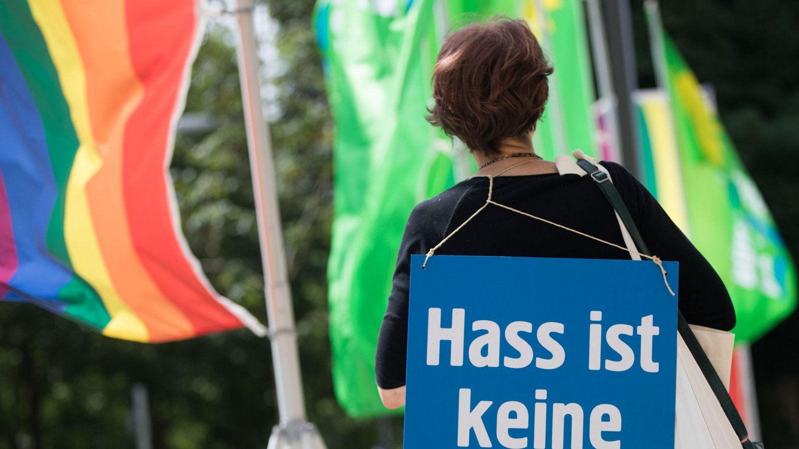 Die Landesregierung macht sich seit einigen Jahren gegen Hass und Hetze im Netz stark.Foto: dpa/Frank Rumpenhorst Die Landesregierung macht sich seit einigen Jahren gegen Hass und Hetze im Netz stark.Foto: dpa/Frank Rumpenhorst