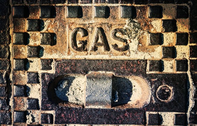 Die hohen Preise etwa für Gas belasten die Kommunen bereits jetzt.<span class='image-autor'>Foto: IMAGO/Christian Ohde</span>