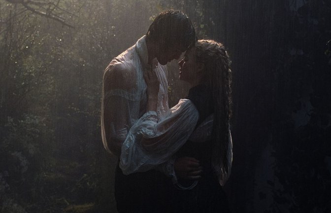 Jacob Elordi und Margot Robbie<span class='image-autor'>Foto: Warner Bros. Pictures</span>