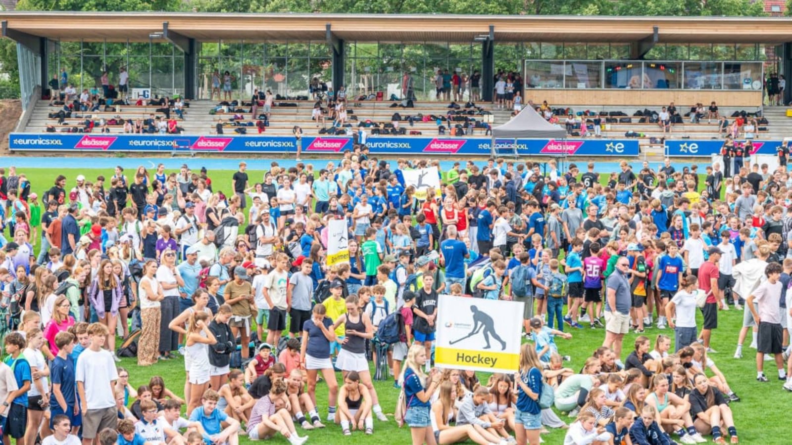 Rund 2000 Schülerinnen und Schüler haben am Landesfinale von „Jugend trainiert für Olympia und Paralympics“ in Sindelfingen teilgenommen.Stadt Sindelfingen