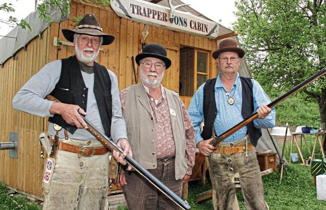 Siegfried Prepost (von links), Robert Supper und Werner Berger in stilechter Pose.