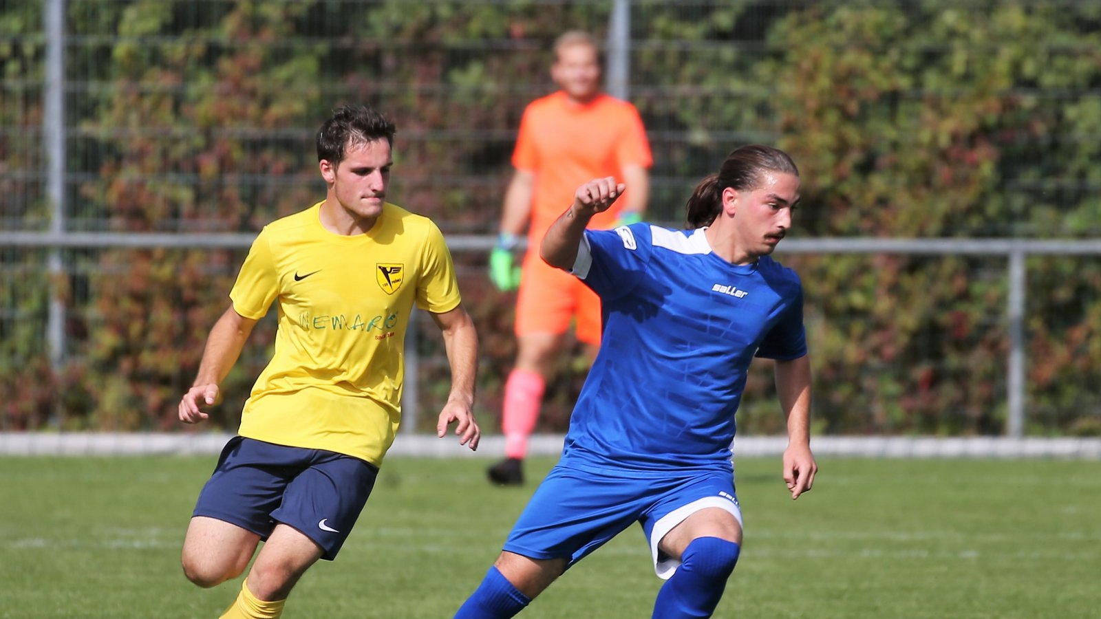 Von Gündelbach nach Enzweihingen: Juri Grinko (rechts) sucht beim TSV eine neue Herausforderung in der Kreisliga A 3. Foto: Küppers