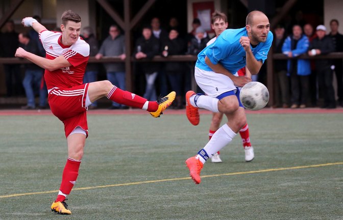 Der ehemalige Spielertrainer Daniel Nissan (rechts) ist als Spieler zur SGM Hohenhaslach/Freudental zurückgekehrt und soll im defensiven Mittelfeld die Strippen ziehen. <span class='image-autor'>Foto: Küppers</span>