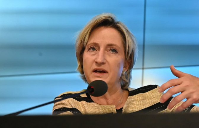 Bald auch Tourismus-Präsidentin:&nbsp; Wirtschaftsministerin Nicole Hoffmeister-Kraut (CDU)<span class='image-autor'>Jennifer Kramer/dpa</span>