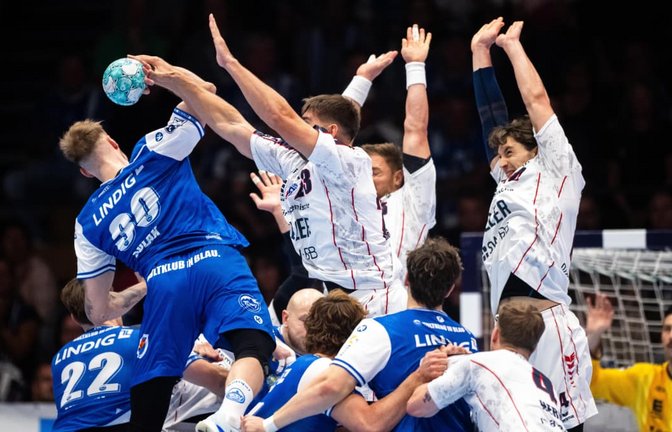 Bietigheims Abwehr stemmte sich vergebens gegen die Angreifer des ThSV Eisenach (Dominik Solak beim Wurf).<span class='image-autor'>IMAGO/Funke Foto Services</span>