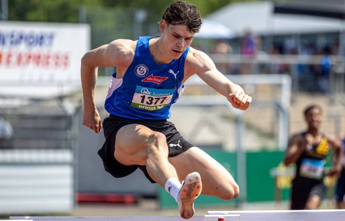 Jannis Gartmann vom VfL Sindelfingen hat über die 400-Meter-Hürden gute Chancen, bei der U20 aufs Podest zu kommen.<span class='image-autor'>IMAGO/Beautiful Sports</span>