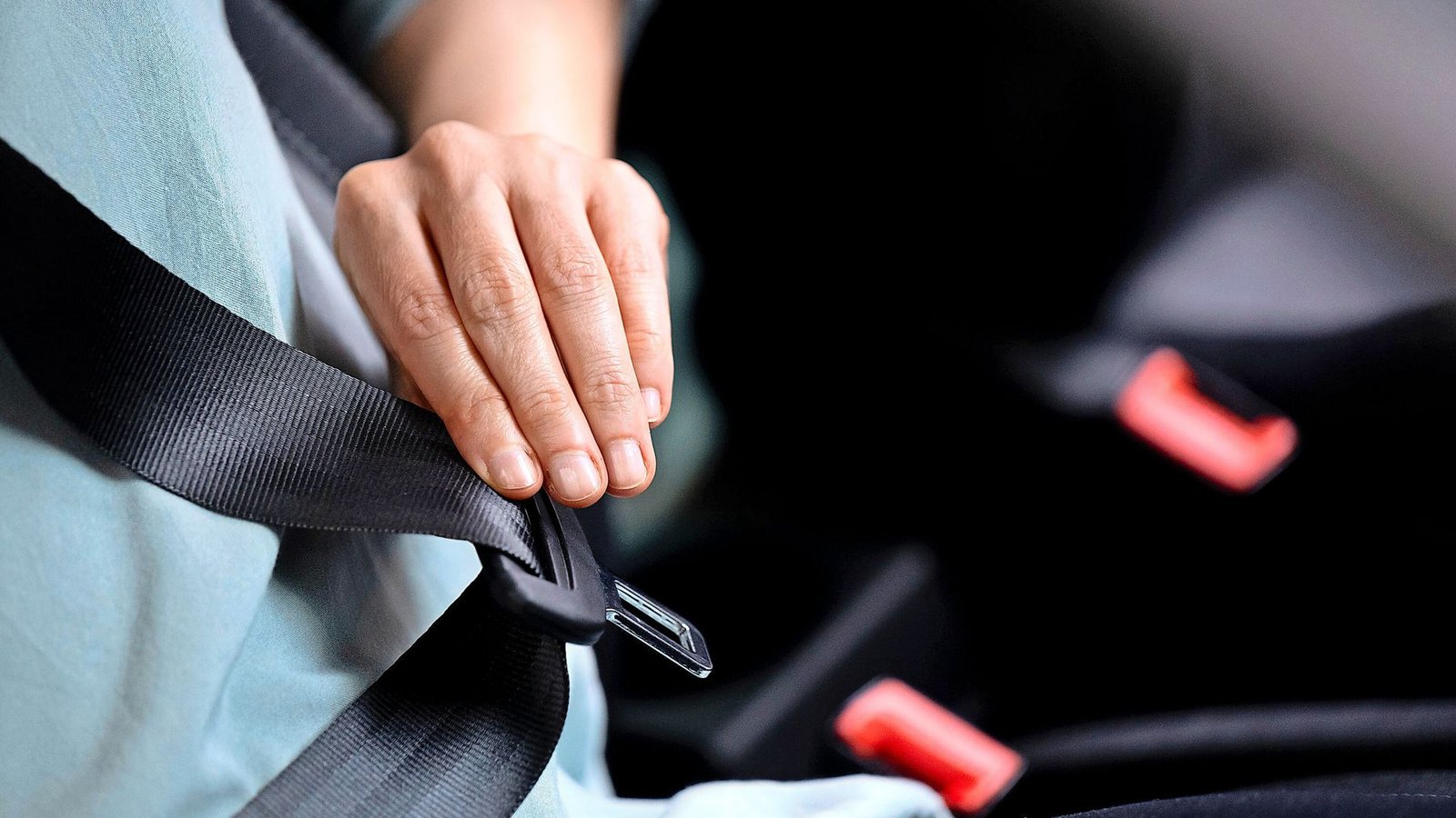 Halten die Sicherheitsgurte im BMW?Foto: dpa Halten die Sicherheitsgurte im BMW?Foto: dpa