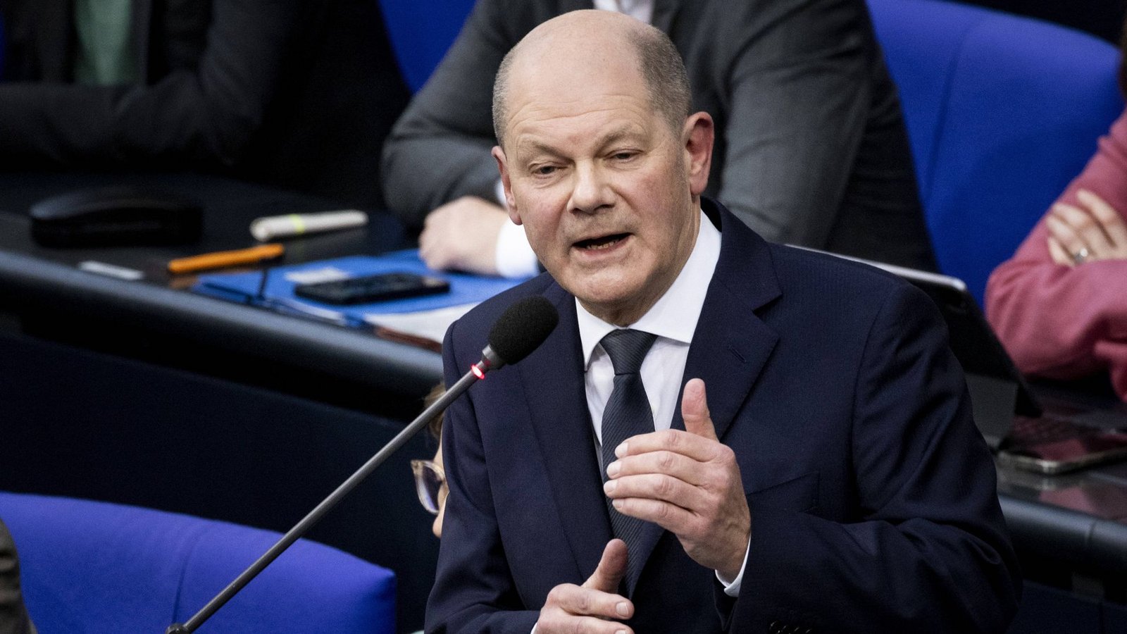 Bundeskanzler Olaf Scholz hat eine Debatte über den Mindestlohn eröffnet.Foto: // Hofmann Bundeskanzler Olaf Scholz hat eine Debatte über den Mindestlohn eröffnet.Foto: // Hofmann