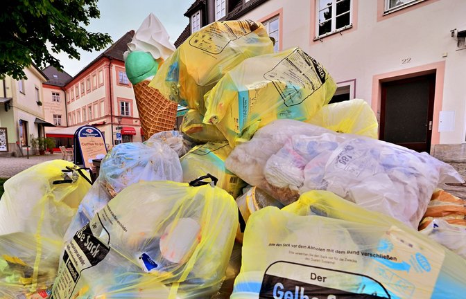 Plastikverpackungen machen eine ganze Menge Müll<span class='image-autor'>Foto: imago images/Rolf Poss/Rolf Poss via www.imago-images.de</span>