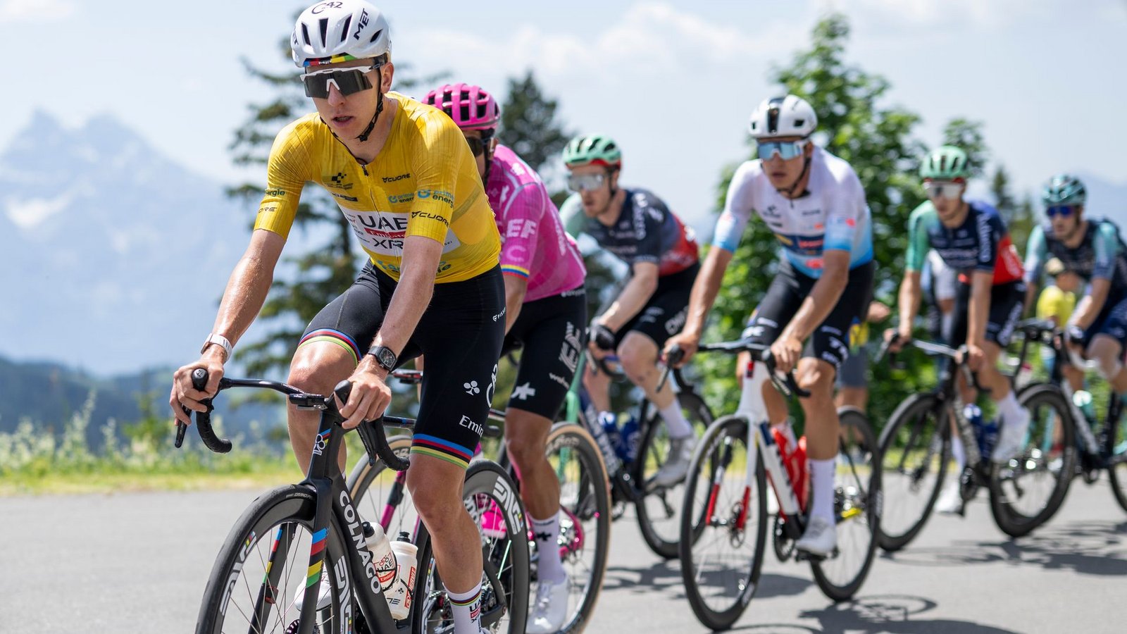 Hat die Tour de Suisse souverän gewonnen: Tadej Pogacar.Foto: Gian Ehrenzeller/KEYSTONE/dpa Hat die Tour de Suisse souverän gewonnen: Tadej Pogacar.Foto: Gian Ehrenzeller/KEYSTONE/dpa
