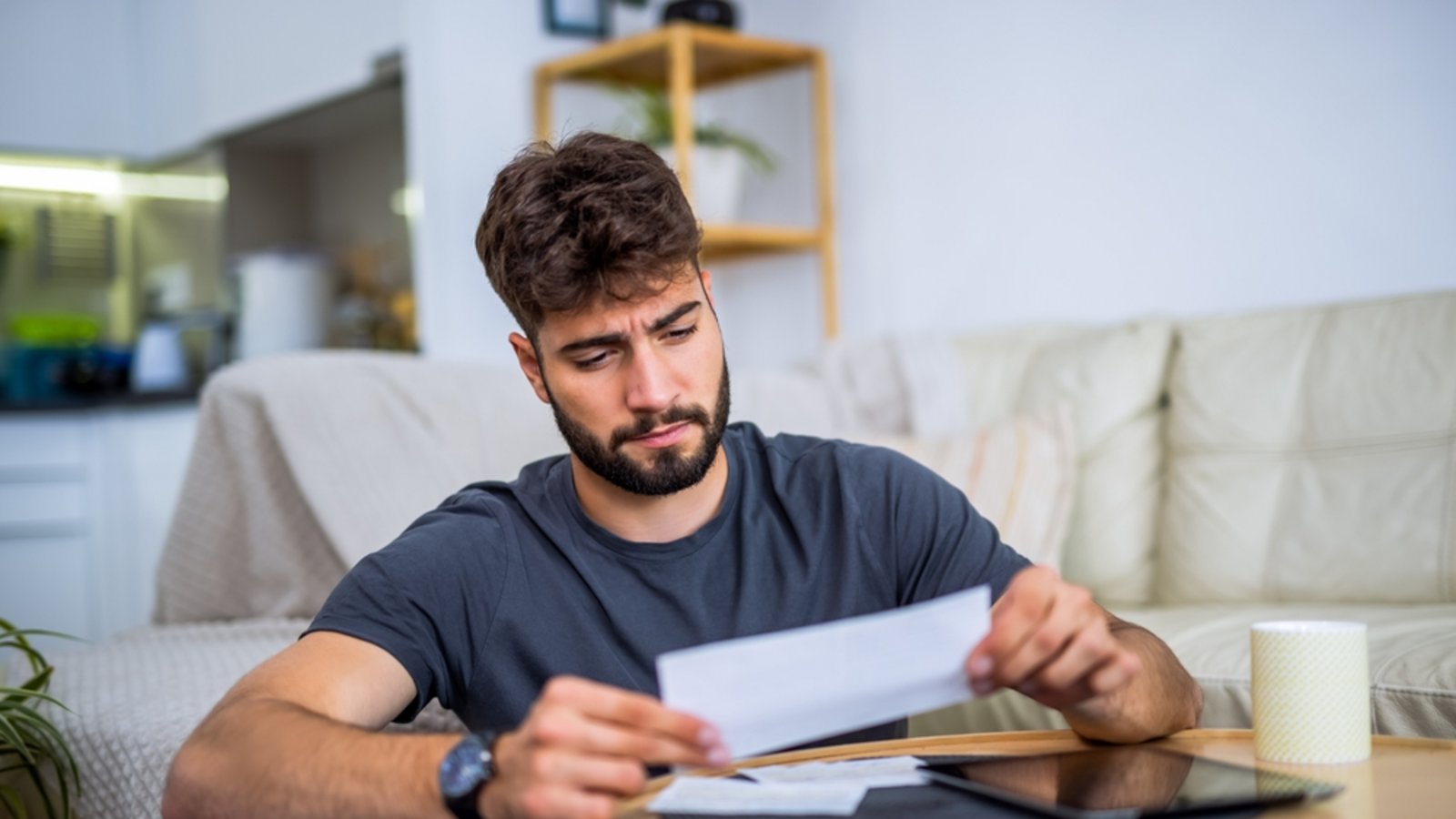 Wird der neue Schufa Score schlechter als zuvor?Foto: adriaticfoto/ Shutterstock Wird der neue Schufa Score schlechter als zuvor?Foto: adriaticfoto/ Shutterstock