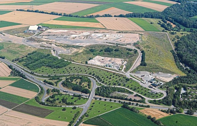 Die Deponie Am Froschgraben in Schwieberdingen soll nach aktuellen Berechnungen der AVL länger in Betrieb bleiben. Foto: Kuhnle