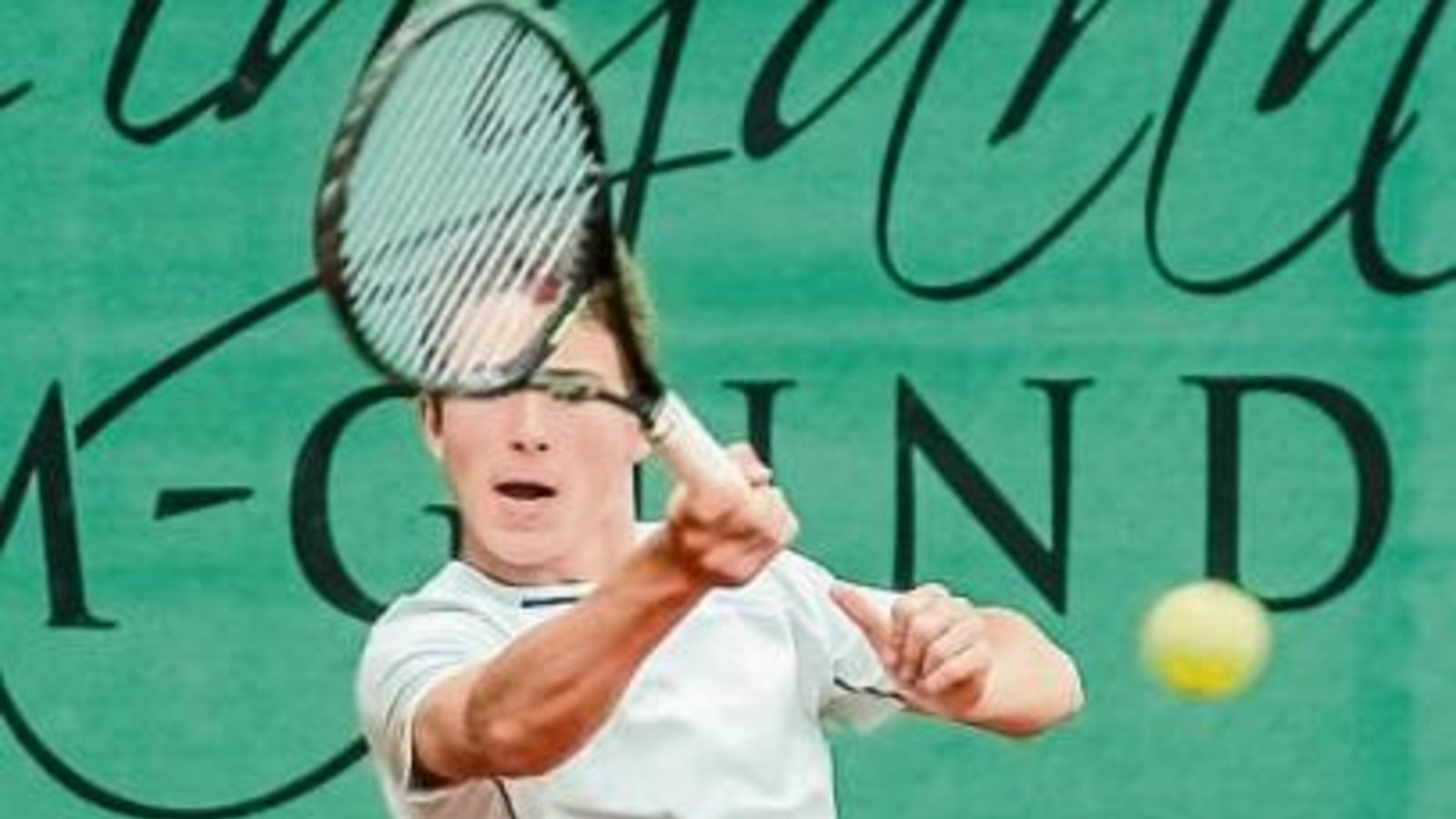 Trugen sich beim Sparkassen-Cup um den Vaihinger Löwen in die Siegerlisten ein: (von links) Rudi Christiansen (TC Heilbronn am Trappensee), der in der U 18 im Halbfinale den letzten verbliebenen Vaihinger Luca Leder aus dem Wettbewerb warf, Leon Nickel (T Trugen sich beim Sparkassen-Cup um den Vaihinger Löwen in die Siegerlisten ein: (von links) Rudi Christiansen (TC Heilbronn am Trappensee), der in der U 18 im Halbfinale den letzten verbliebenen Vaihinger Luca Leder aus dem Wettbewerb warf, Leon Nickel (T