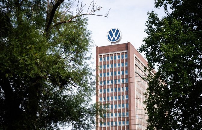 Volkswagen beschließt Sparmaßnahmen.<span class='image-autor'>Julian Stratenschulte/dpa</span>