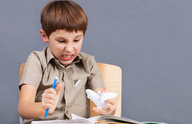 Wenn nicht gleich alles auf Anhieb klappt flippen viele Kinder sofort aus.<span class='image-autor'>Foto: Adobe Stock/Светлана Лазарен</span>