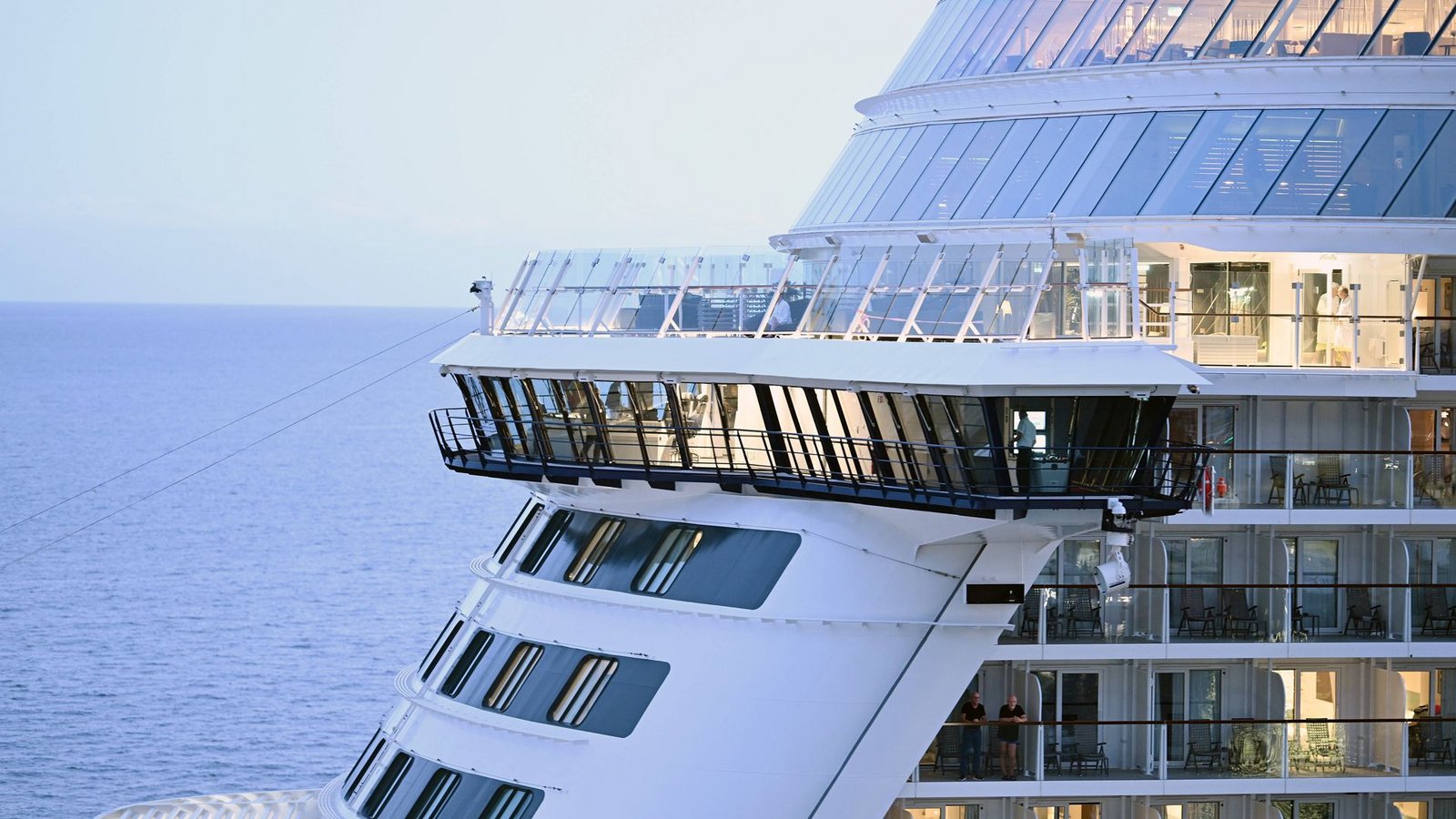 Oberdeck der „Mein Schiff“-Klasse von TUI (Archiv/Symbolfoto).Foto: IMAGO/Jan Huebner Oberdeck der „Mein Schiff“-Klasse von TUI (Archiv/Symbolfoto).Foto: IMAGO/Jan Huebner