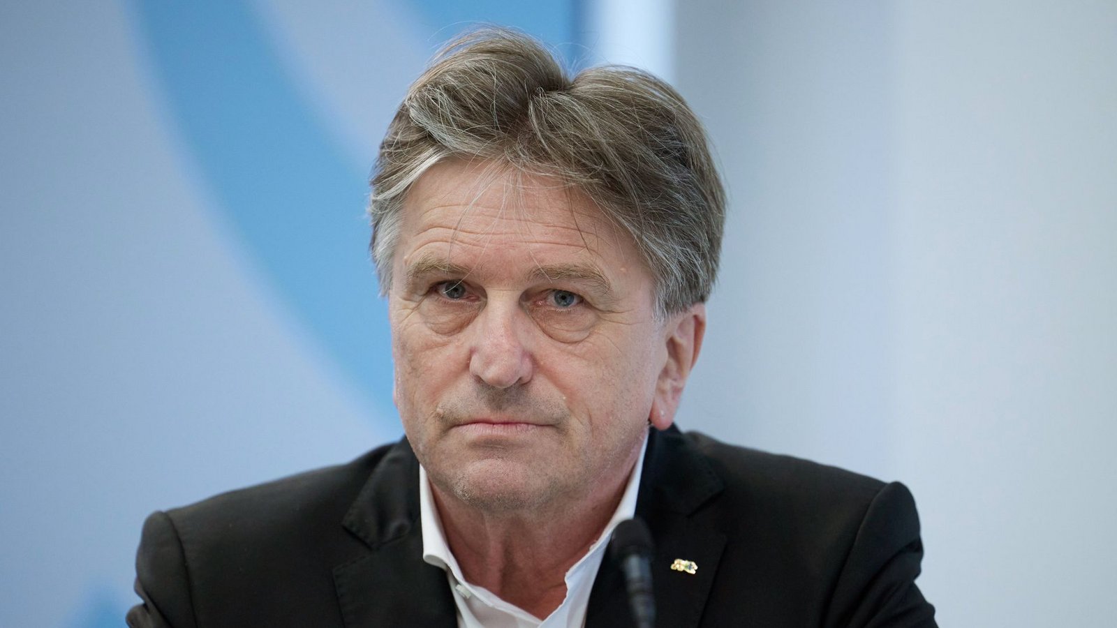 „Sehr enttäuschend“ finden Baden-Württembergs Gesundheitsminister Manfred Lucha (Grüne) Lauterbachs Detailpläne zur Ausgestaltung der Reform.Foto: dpa/Jörg Carstensen „Sehr enttäuschend“ finden Baden-Württembergs Gesundheitsminister Manfred Lucha (Grüne) Lauterbachs Detailpläne zur Ausgestaltung der Reform.Foto: dpa/Jörg Carstensen