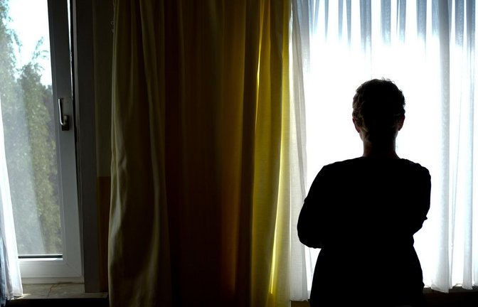 Weil die Kapazitäten in Frauenhäusern nicht ausreichen, werden viele Betroffene abgewiesen.<span class='image-autor'>Foto: dpa/Peter Steffen</span>
