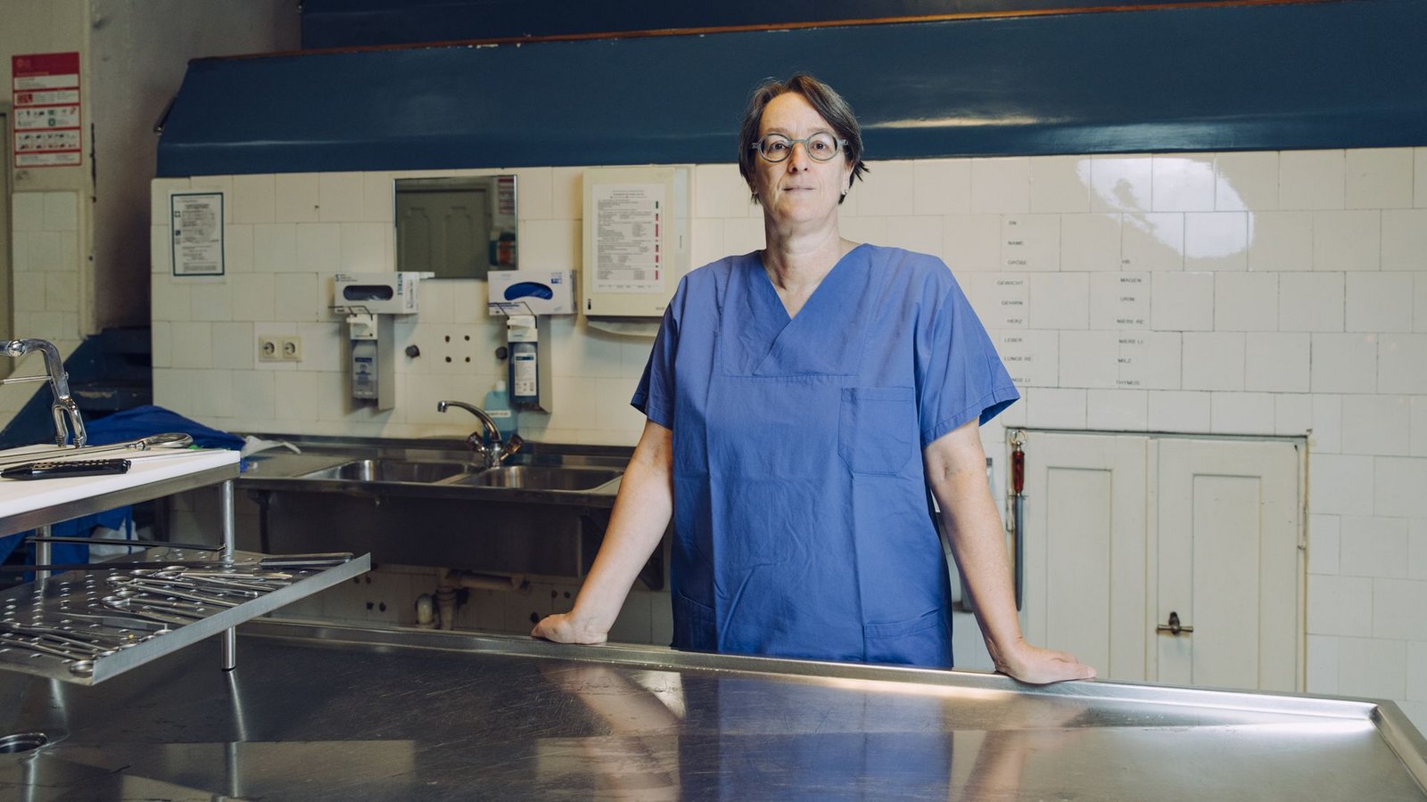 Kathrin Yen ist Leiterin des Instituts für Rechts- und Verkehrsmedizin der Uni Heidelberg. Ihr liegen die Lebenden ebenso am Herzen wie die Toten.Foto: Institut für Rechtsmedizin/Anne-Sophie Stolz Kathrin Yen ist Leiterin des Instituts für Rechts- und Verkehrsmedizin der Uni Heidelberg. Ihr liegen die Lebenden ebenso am Herzen wie die Toten.Foto: Institut für Rechtsmedizin/Anne-Sophie Stolz