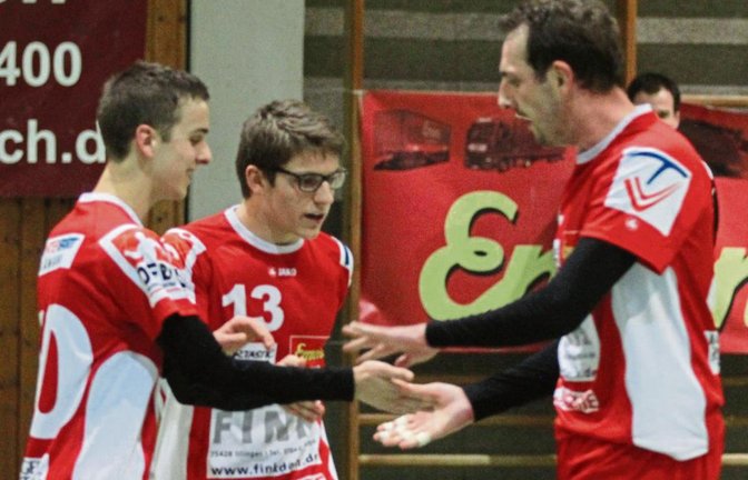 Bekommen die U-18-Spieler Max Winkler (von links) und Jakob Kilpper – hier mit Marc Krüger – in Käfertal die Chance, ihr Können im Auswärtsspiel des TV Vaihingen in der 1. Bundesliga Süd zu zeigen? Foto: Nachreiner