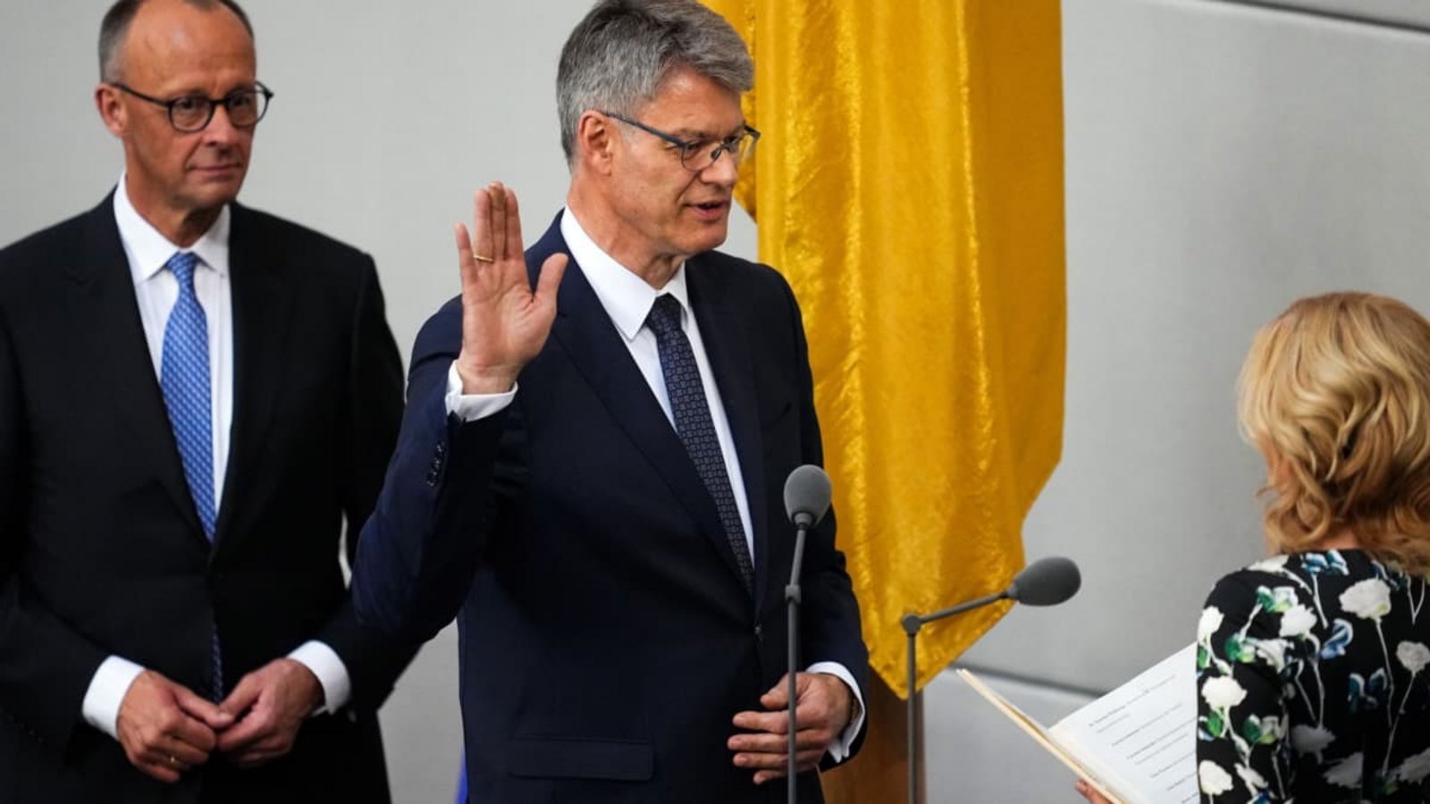 Noch ist Patrick Schnieder Verkehrminister. Dabei wollte Merz ihn schon längst entlassen haben.Michael Kappeler/dpa