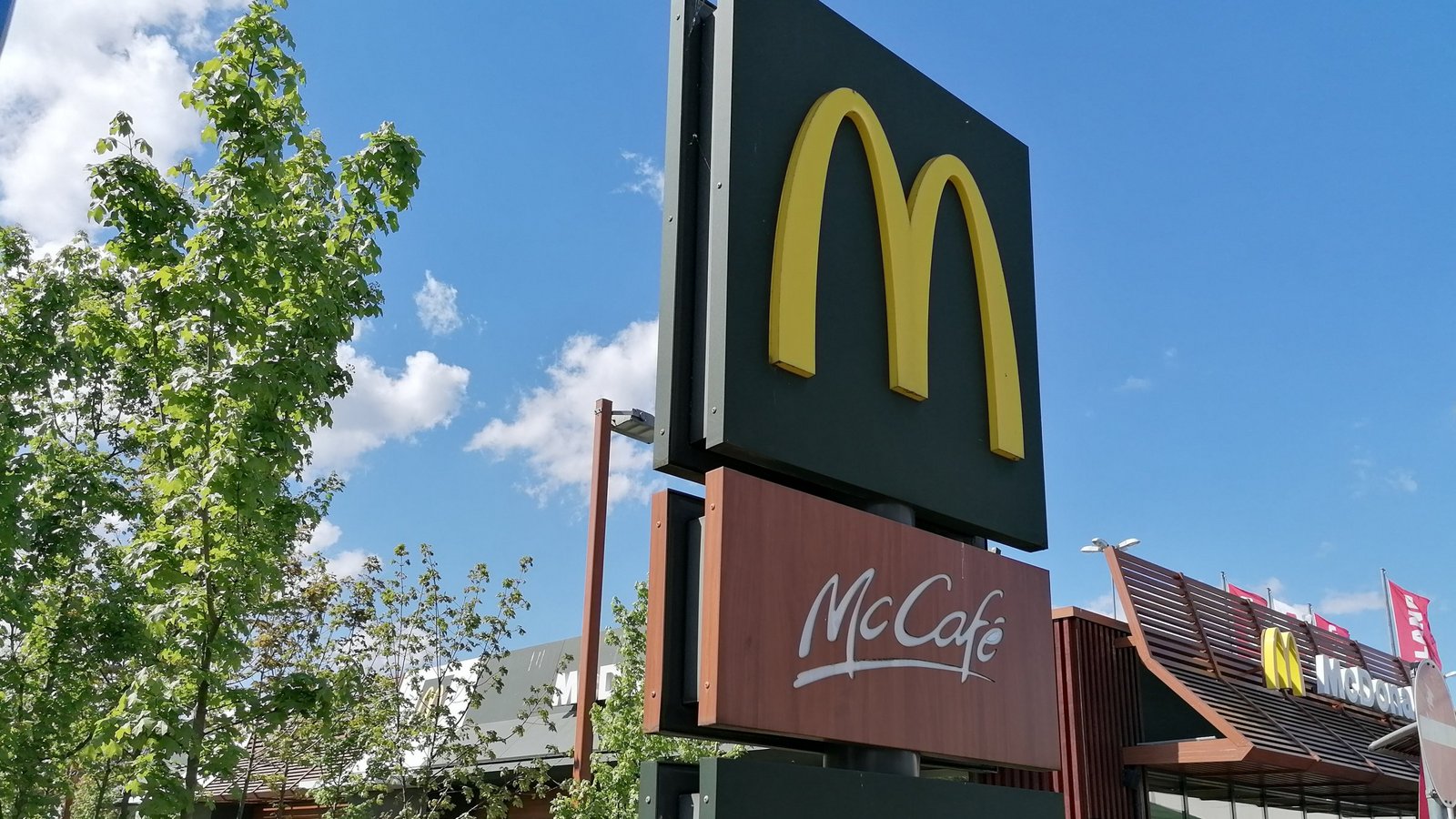 Beim Ludwigsburger Breuningerland gibt es bereits eine Filiale, vielleicht bekommt auch Vaihingen bald einen McDonald’s . Foto: Banholzer