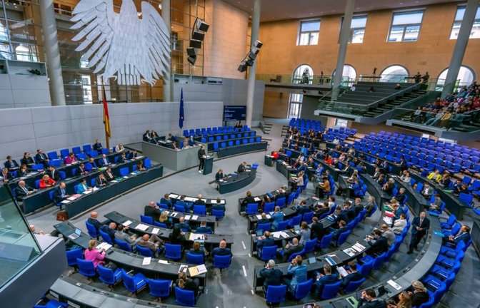 Der Bundestag diskutiert über neue Befugnisse für Ermittlungsbehörden (Archivfoto).<span class='image-autor'>Michael Kappeler/dpa</span>