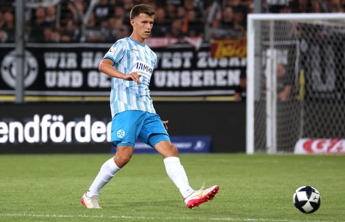 Vincent Schwab kam im Spiel gegen die SG Barockstadt Fulda-Lehnerz erstmals in dieser Saison von Beginn an im Abwehrzentrum zum Einsatz.<span class='image-autor'>Baumann/Julia Rahn</span>