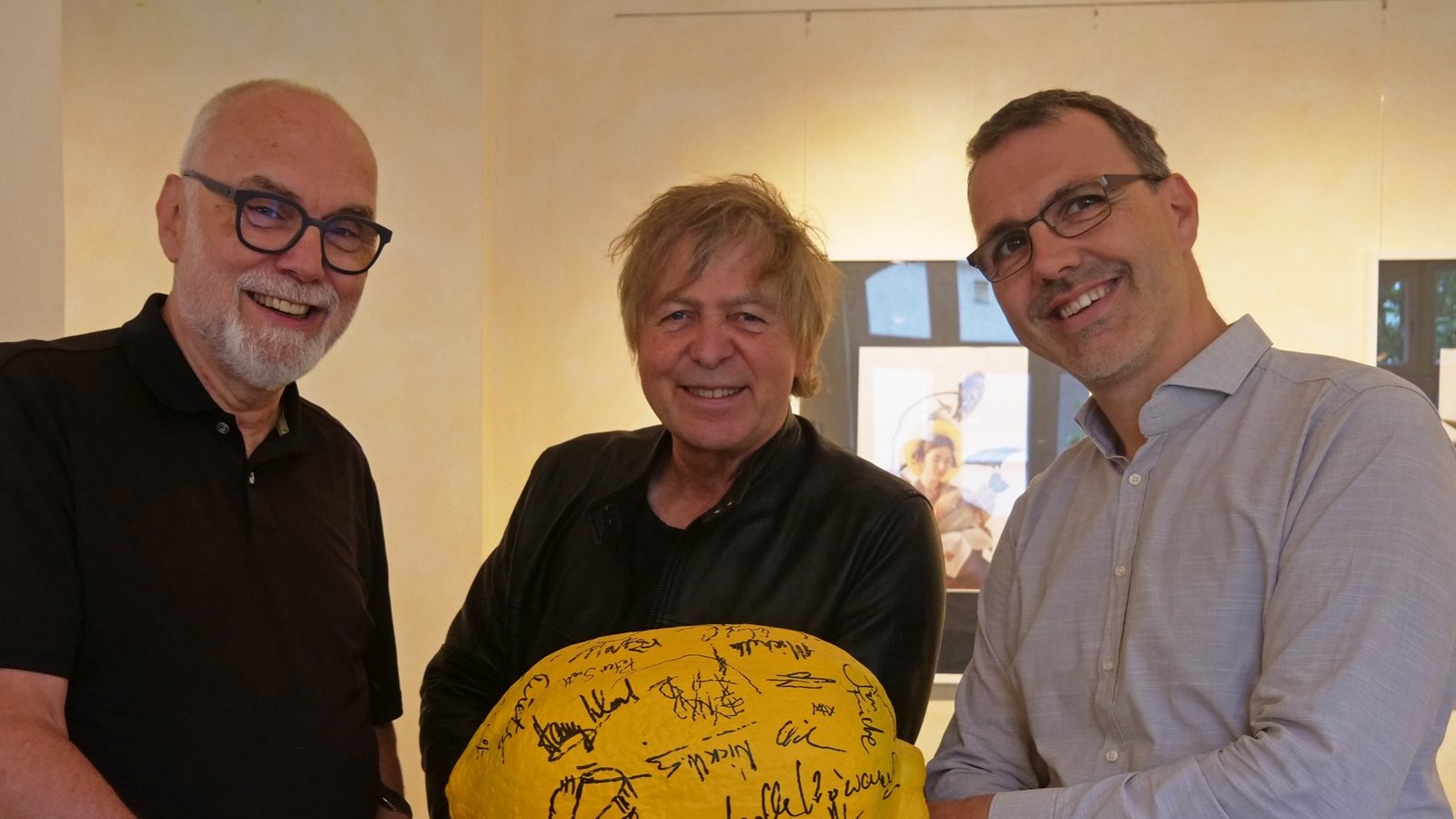 Die Vorfreude ist groß bei den Machern des großen Geburtstagsfestivals „33 Jahre Fools Garden“. Line-up und Programm stellten Gerhard Baral, Peter Freudenthaler und Paul Taube (von links) in Pforzheim vor. Foto: Friedrich Die Vorfreude ist groß bei den Machern des großen Geburtstagsfestivals „33 Jahre Fools Garden“. Line-up und Programm stellten Gerhard Baral, Peter Freudenthaler und Paul Taube (von links) in Pforzheim vor. Foto: Friedrich