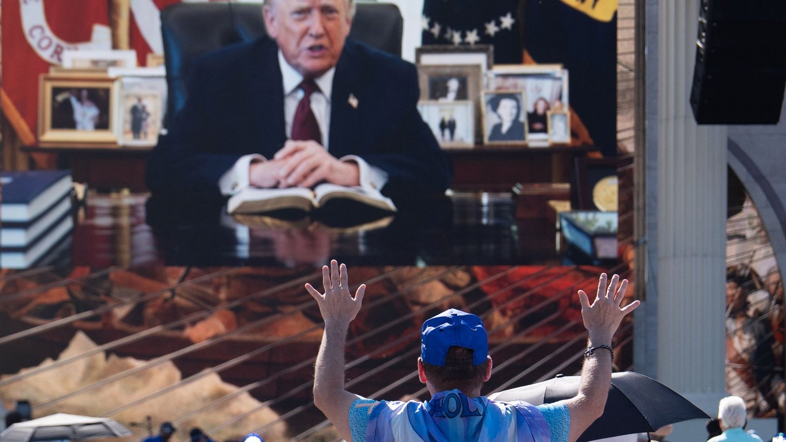 Trump droht dem Iran erneut mit Zerstörung.Foto: Julia Demaree Nikhinson/AP/dpa Trump droht dem Iran erneut mit Zerstörung.Foto: Julia Demaree Nikhinson/AP/dpa