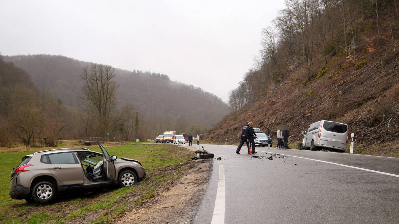 Die Polizei sicherte die Unfallstelle ab.Foto: 7aktuell.de/ 7aktuell