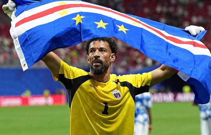 Torhüter Vozinha von Kap Verde hielt gegen Spanien die Null für sein Team.<span class='image-autor'>Foto: Ju Huanzong/XinHua/dpa</span>