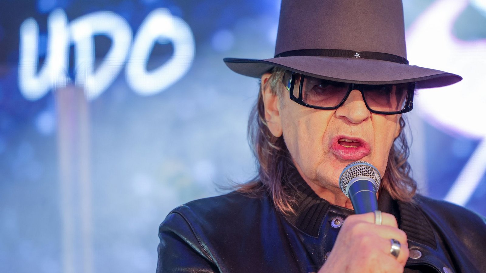 Der Panikrocker Udo Lindenberg wird 80 - und namhafte Künstler haben sich mit je einem seiner Songs auseinandergesetzt. (Archivbild)Foto: Christoph Reichwein/dpa