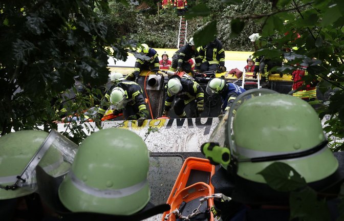 Feuerwehr, Rettungsdienste, THW und Polizei arbeiten in Riedlingen eng zusammen.<span class='image-autor'>Foto: Thomas Warnack/dpa</span>