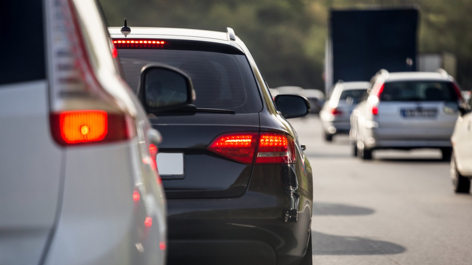 In den Pfingstferien wird die Brennerautobahn für einen Tag gesperrt. Erfahren Sie, wann genau die Sperrung stattfindet und was für Reisende an diesem Tag wichtig sein wird.Foto: Tobias Arhelger / Shutterstock.com In den Pfingstferien wird die Brennerautobahn für einen Tag gesperrt. Erfahren Sie, wann genau die Sperrung stattfindet und was für Reisende an diesem Tag wichtig sein wird.Foto: Tobias Arhelger / Shutterstock.com
