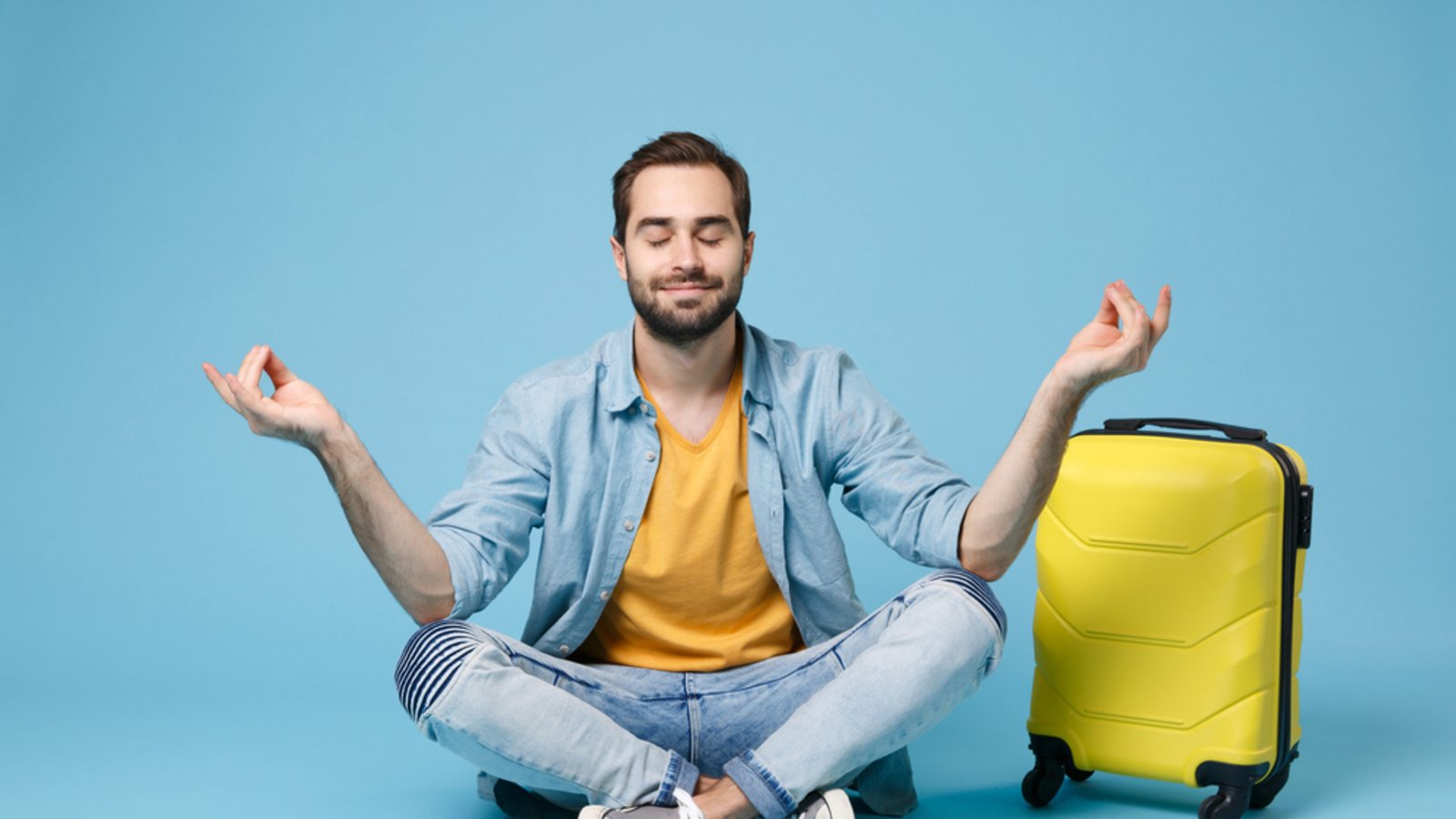 Der Begriff „Rawdogging“ wird vor allem im Englischen verwendet. Wann der Begriff benutzt wird und was „Raw-Dogging“ mit Flugreisen zu tun hat, erfahren Sie hier.Foto: ViDI Studio / Shutterstock.com Der Begriff „Rawdogging“ wird vor allem im Englischen verwendet. Wann der Begriff benutzt wird und was „Raw-Dogging“ mit Flugreisen zu tun hat, erfahren Sie hier.Foto: ViDI Studio / Shutterstock.com