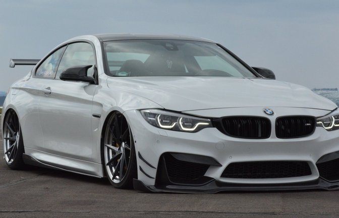 Die Posing- und Tuning-Szene startet in die Saison – für die Polizei bedeutet das, dass es einiges zu kontrollieren gibt. Symbolbild: Pixabay/Dück